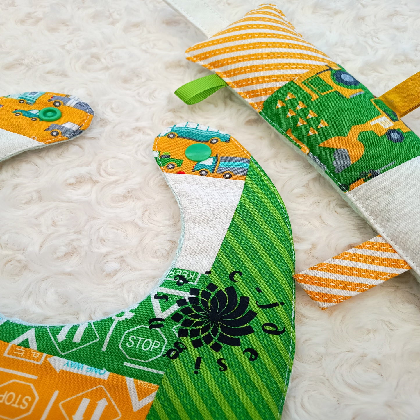 Construction & Traffic Theme Bib Set