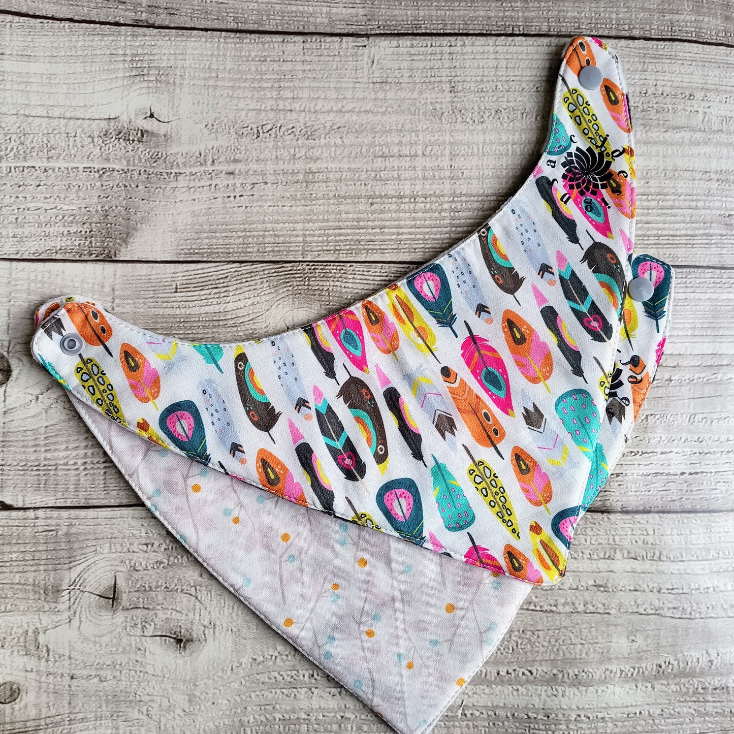 Feather Floral Pathcwork 2 Piece Bib Set