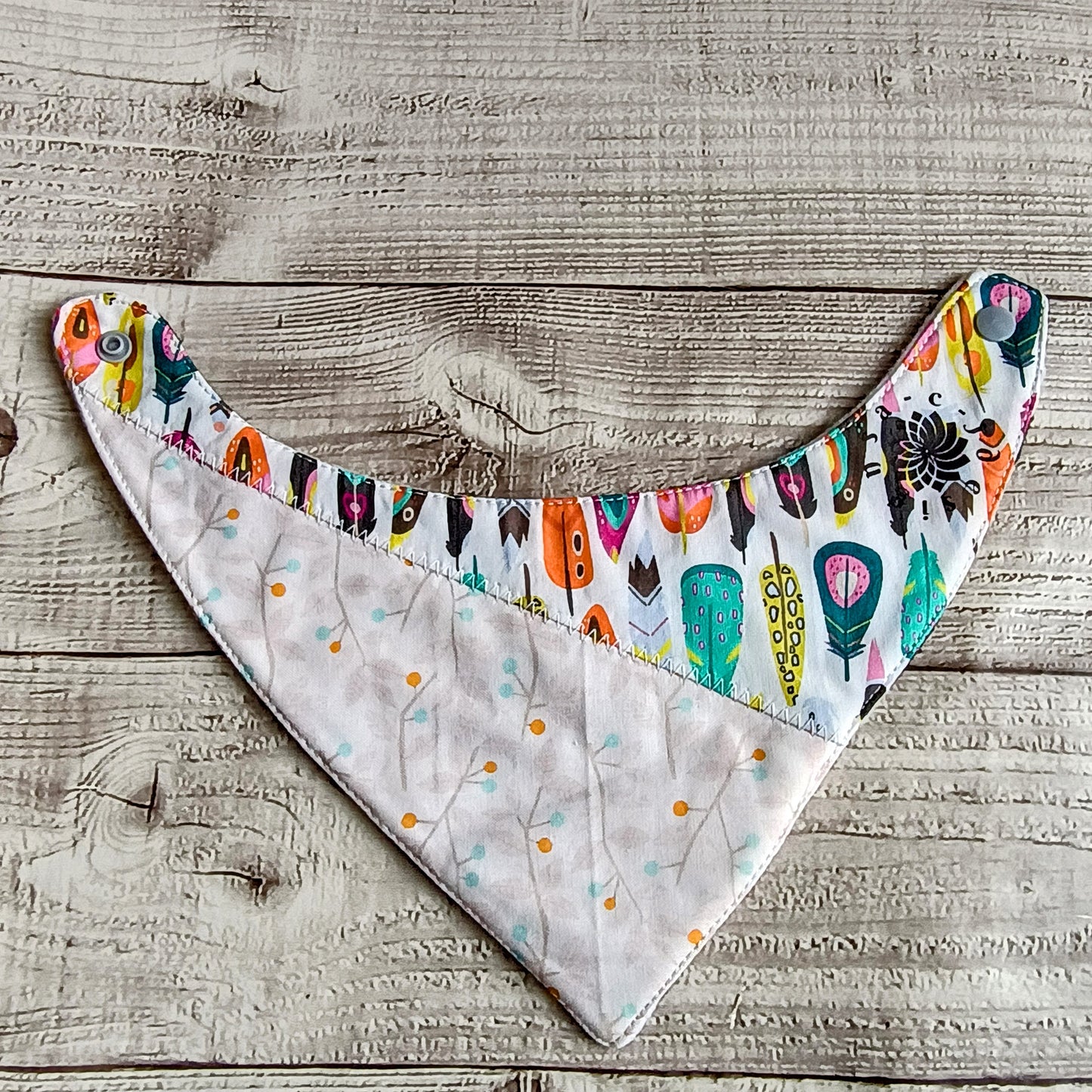 Feather Floral Pathcwork 2 Piece Bib Set