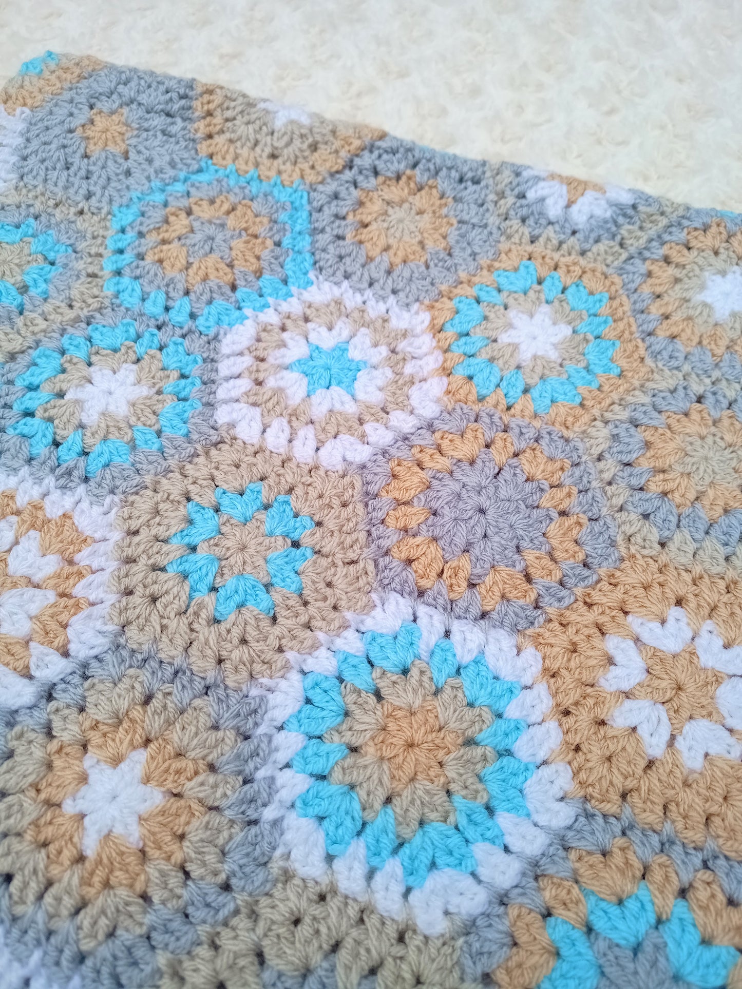 Soft Neutrals & Aqua Tones Granny Hexagon Blanket