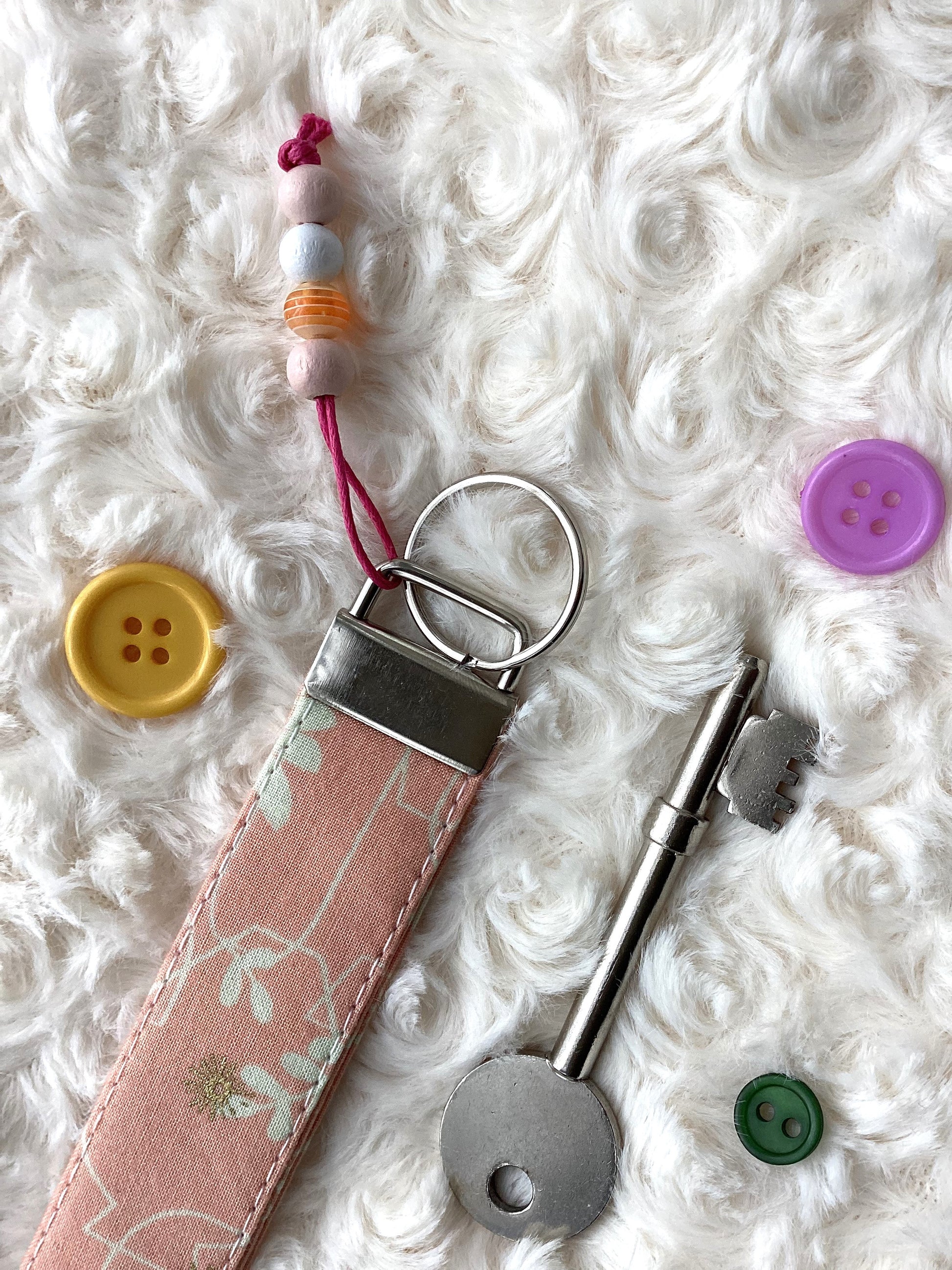 Pretty Pink, White Floral & Metalic Gold Wristlet - a-c-jdesigns